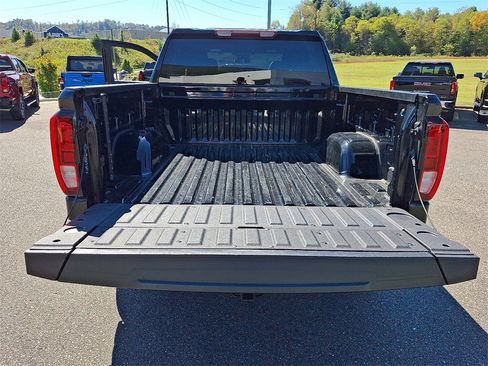 Certified 2024 GMC Sierra 1500 Elevation w/ X31 Off-Road Package image 29