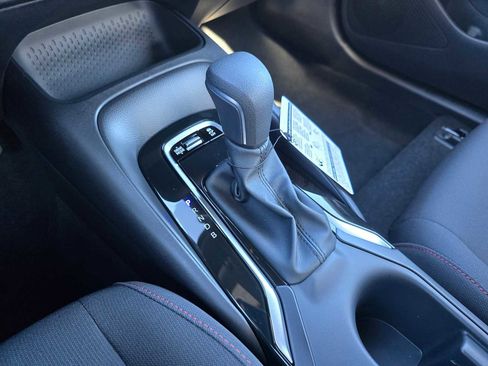 Used 2026 Toyota Corolla SE image 37