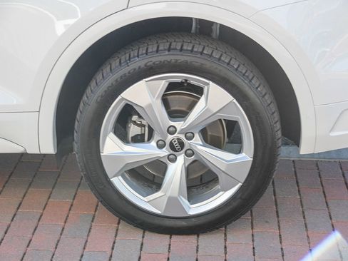 Certified 2023 Audi Q5 2.0T Premium Plus w/ Premium Plus Package image 7