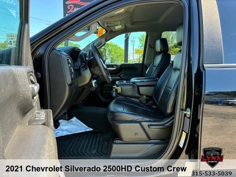 Used 2021 Chevrolet Silverado 2500 Custom w/ Custom Convenience Package AWD/4WD image 10