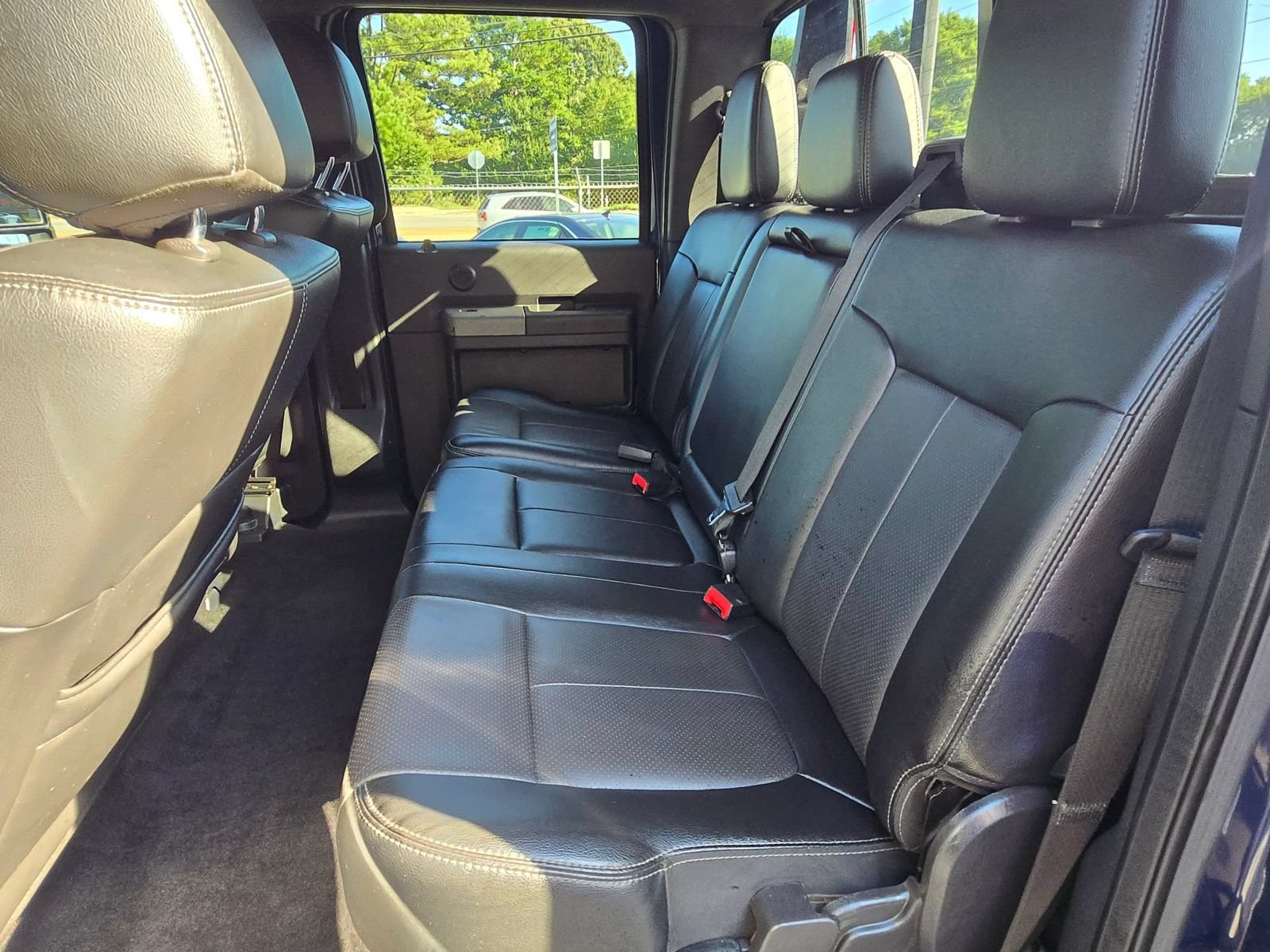 Used 2016 Ford F250 Lariat w/ Lariat Interior Package AWD/4WD image 9