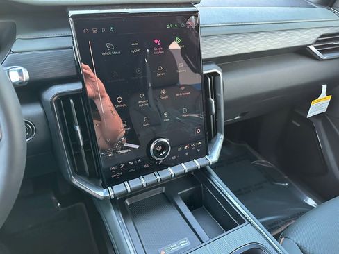 New 2026 GMC Acadia AT4 w/ Luxury Package image 37