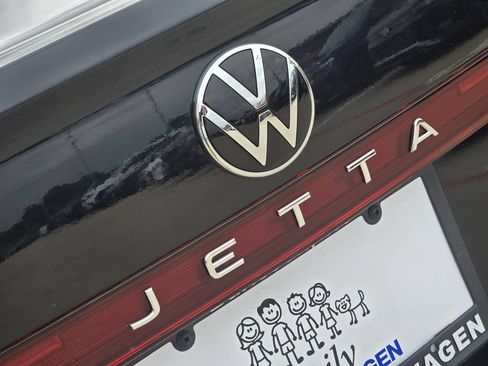 New 2026 Volkswagen Jetta SE FWD image 7