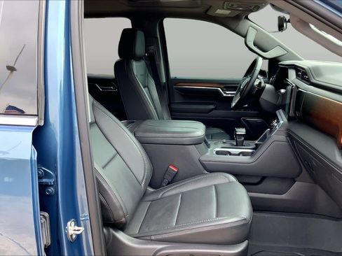Certified 2024 GMC Sierra 1500 Denali w/ Denali Reserve Package AWD/4WD image 9