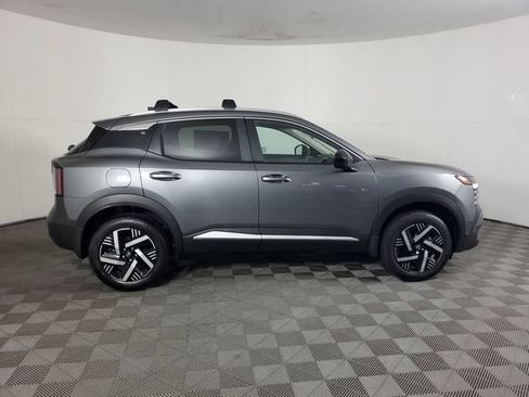 New 2026 Nissan Kicks SV w/ Cold Weather Package FWD image 10