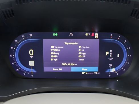 Certified 2023 Volvo XC60 B5 Ultimate w/ Climate Package image 47