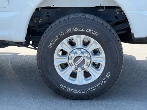 Used 2022 Ford F350 XLT AWD/4WD image 14