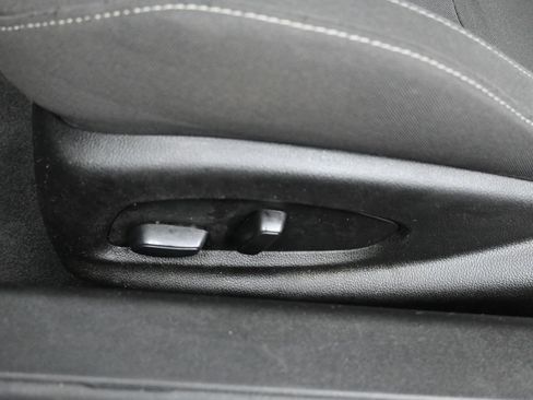 Used 2022 Chevrolet Camaro LT w/ RS Package image 11