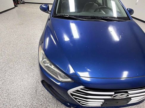 Used 2017 Hyundai Elantra SE image 29