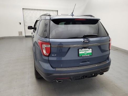 Used 2018 Ford Explorer XLT w/ Equipment Group 202A FWD image 6