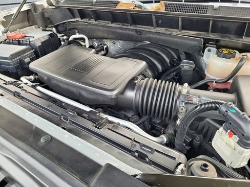 Used 2021 Chevrolet Silverado 1500 RST AWD/4WD image 27