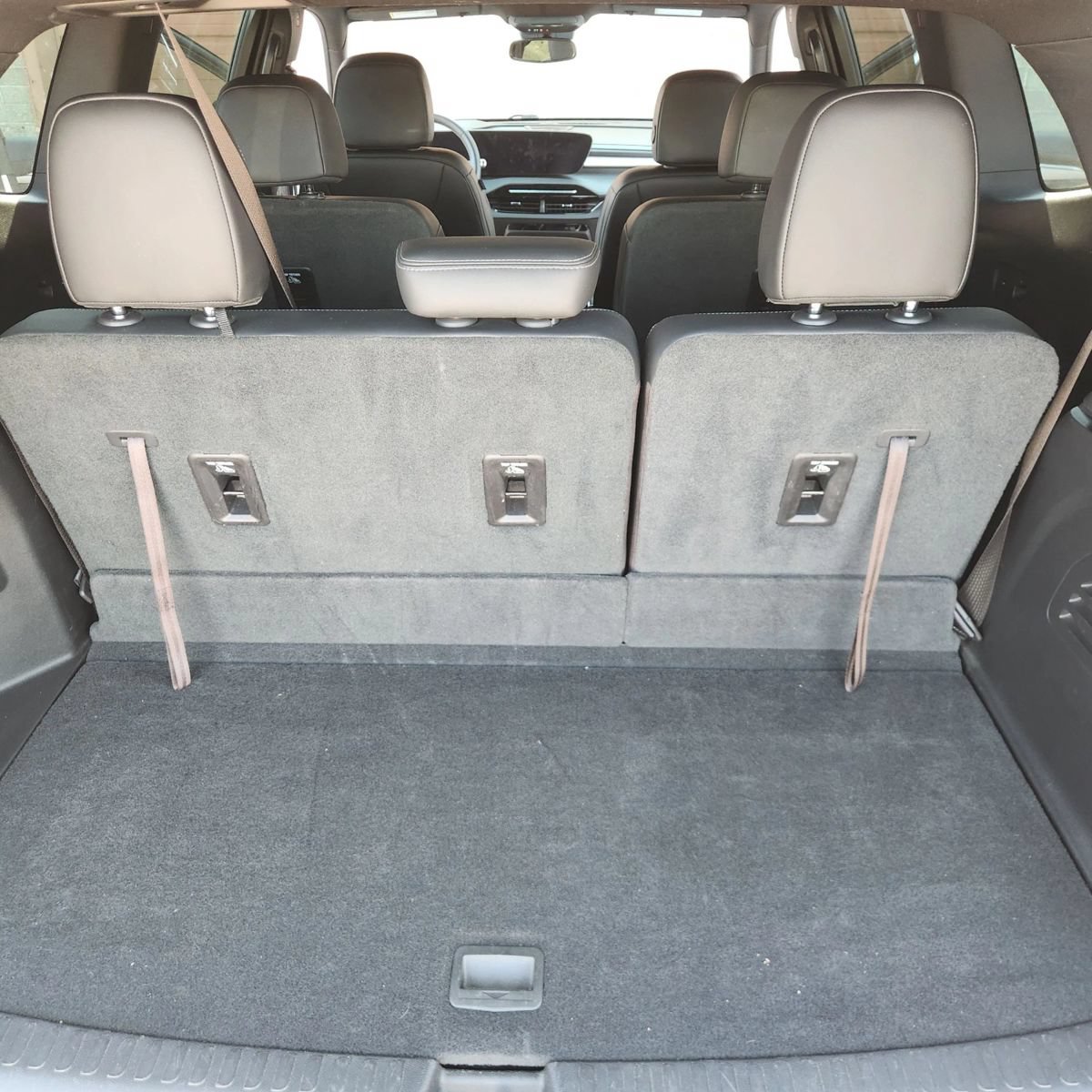 Used 2025 Buick Enclave Preferred FWD image 12