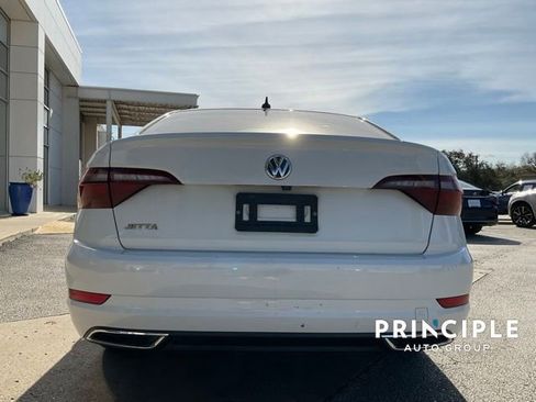 Used 2020 Volkswagen Jetta R-Line image 7