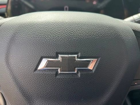 Used 2024 Chevrolet TrailBlazer RS w/ Convenience Package FWD image 33