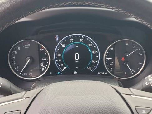 Used 2019 Buick Envision Premium w/ Driver Confidence Package AWD/4WD image 20