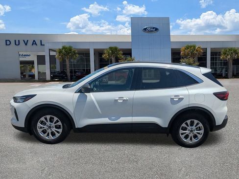 Used 2023 Ford Escape Active w/ Tech Pack #1 FWD image 7
