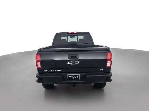Used 2017 Chevrolet Silverado 1500 LTZ Z71 w/ Realtree Edition AWD/4WD image 6
