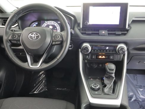 Used 2025 Toyota RAV4 XLE w/ Weather Package AWD/4WD image 2