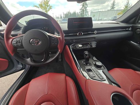 Used 2022 Toyota Supra RWD image 19
