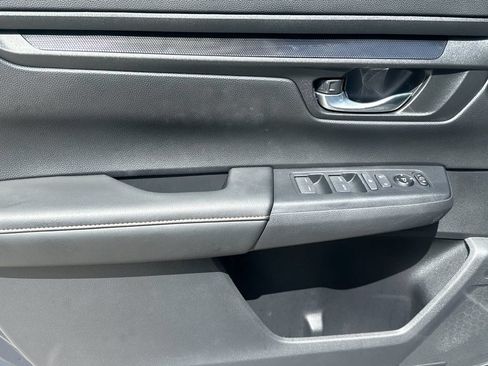 Used 2025 Honda CR-V Sport image 11