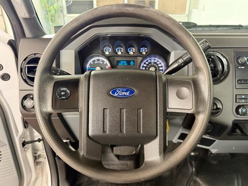 Used 2016 Ford F250 XL AWD/4WD image 16