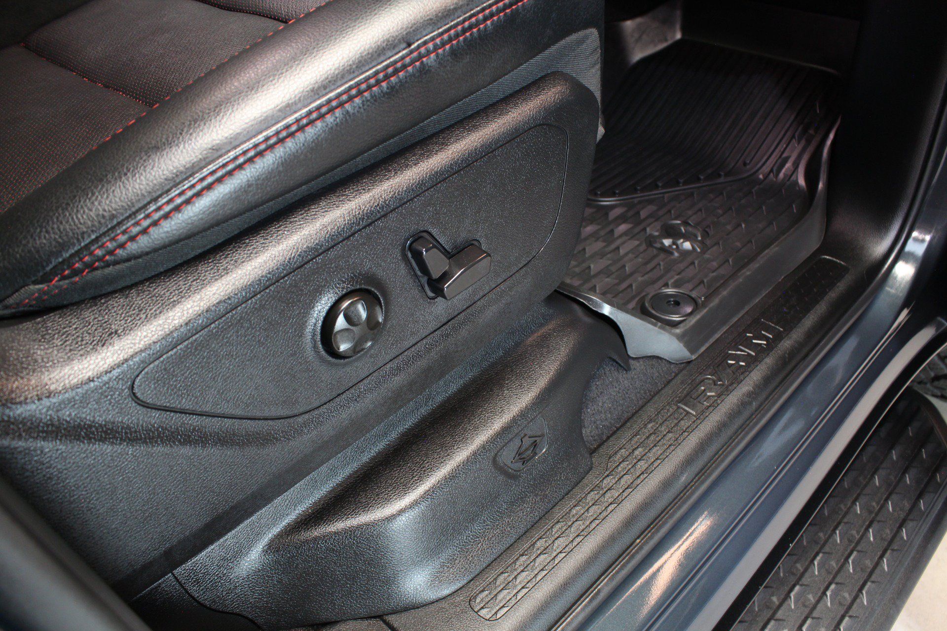 Used 2025 RAM 1500 Rebel w/ Rebel Level 2 Equipment Group AWD/4WD image 52