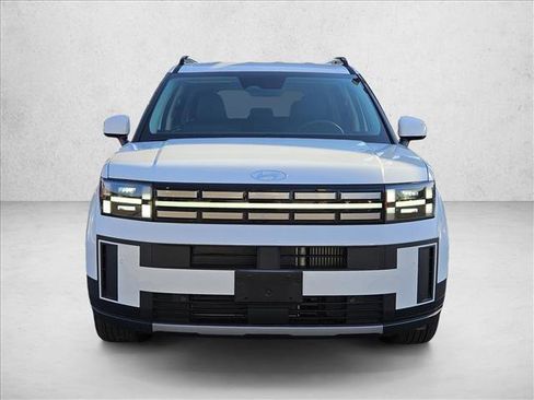 Used 2025 Hyundai Santa Fe SEL image 5