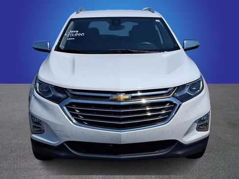 Used 2018 Chevrolet Equinox Premier FWD image 2