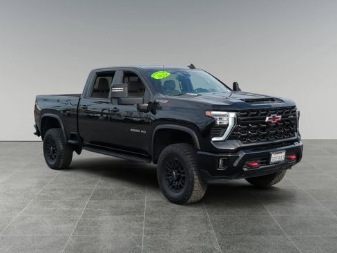 Used 2024 Chevrolet Silverado 2500 ZR2 image 7