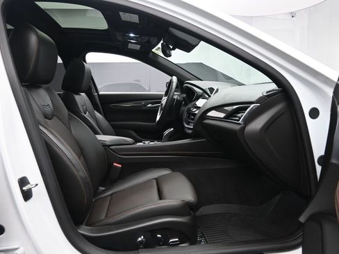 Used 2024 Cadillac CT5 V w/ Super Cruise 2 Package image 30