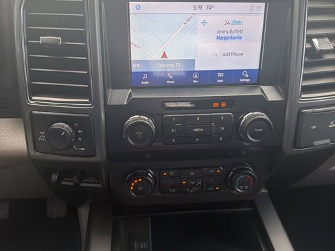 Used 2022 Ford F250 XLT w/ XLT Premium Package AWD/4WD image 12