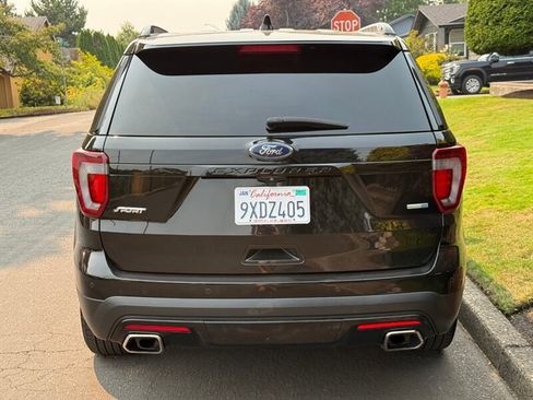 Used 2017 Ford Explorer Sport AWD/4WD image 5