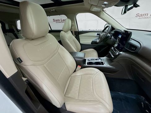 Used 2021 Ford Explorer Platinum w/ Equipment Group 601A image 31