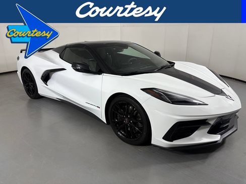 Used 2023 Chevrolet Corvette Stingray Premium Conv w/ Z51 Performance Package RWD image 1