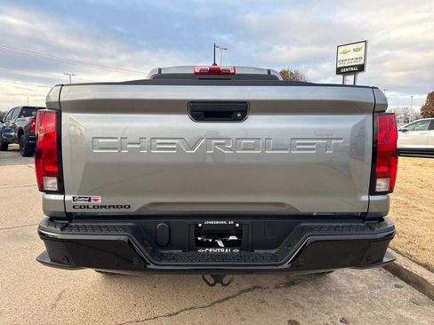 New 2026 Chevrolet Colorado W/T image 5
