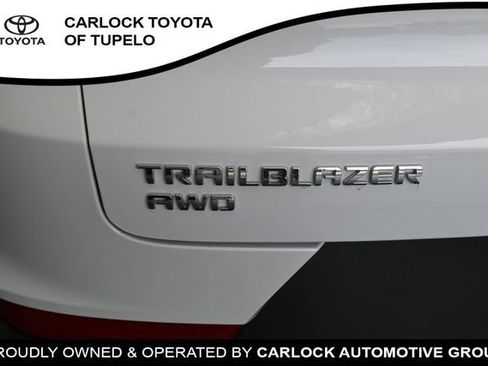 Used 2025 Chevrolet TrailBlazer LT AWD/4WD image 31