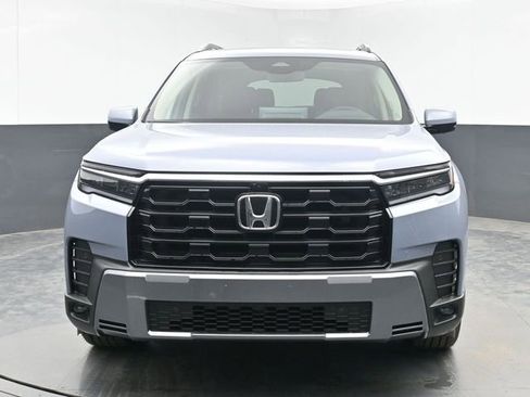 New 2026 Honda Pilot Touring image 3