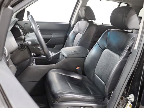 Used 2010 Honda Pilot Touring image 23