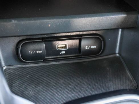 Used 2023 Kia Soul LX w/ Option Group 015 FWD image 21