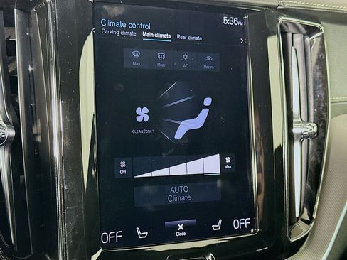 Used 2021 Volvo XC60 T5 R-Design w/ Advanced Package image 24