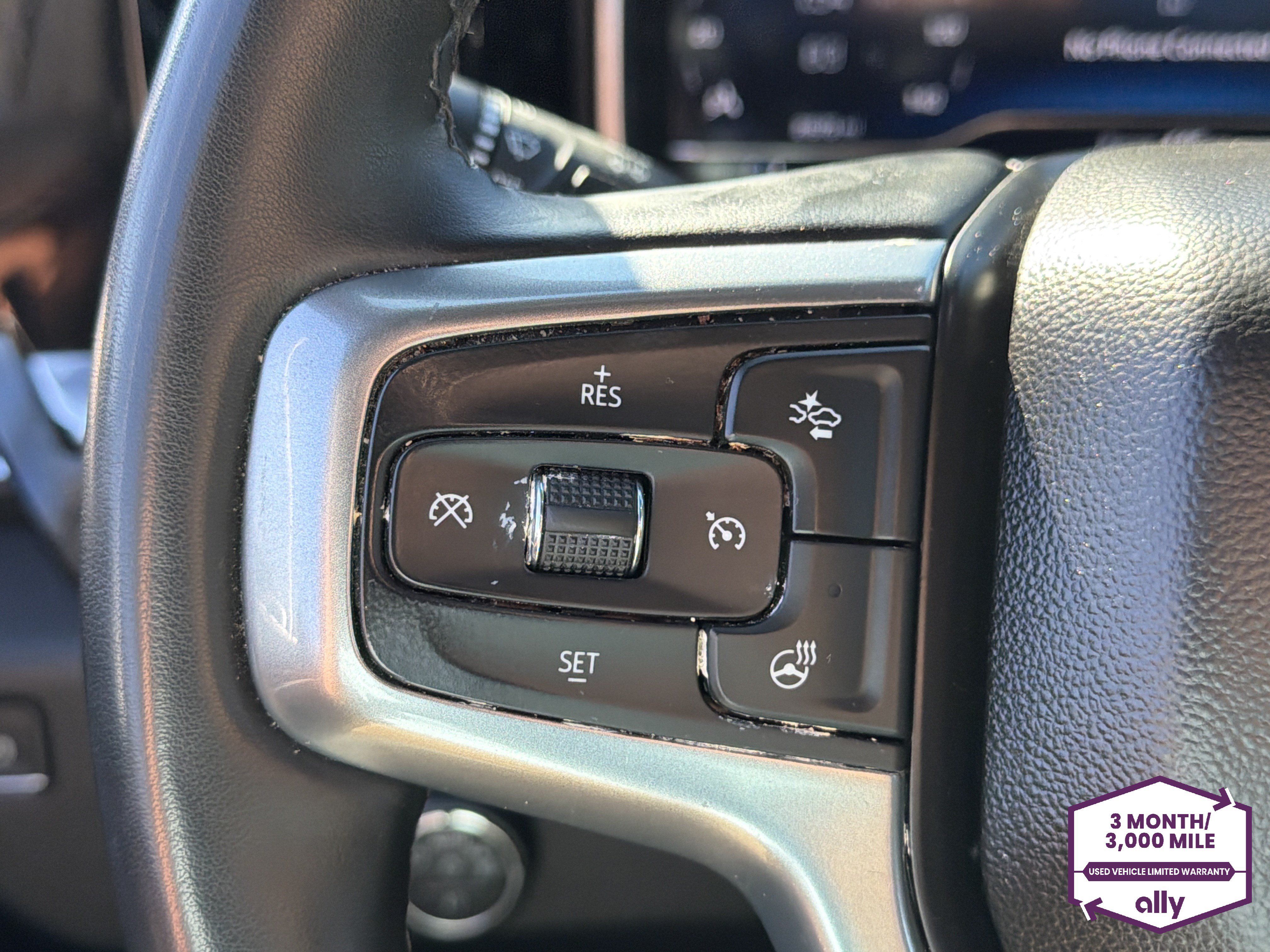 Used 2025 Chevrolet Silverado 2500 LT w/ Convenience Package AWD/4WD image 16
