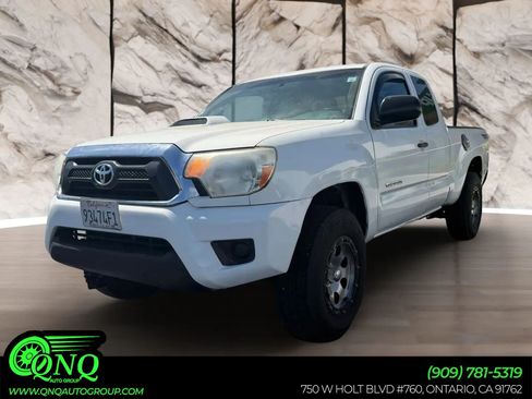 Used 2012 Toyota Tacoma 2WD Access Cab w/ SR5 Pkg image 1