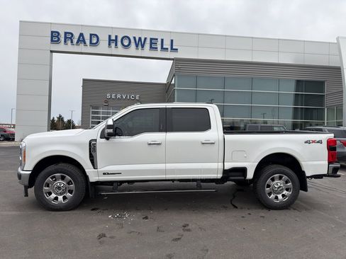 Used 2023 Ford F350 Lariat w/ Lariat Ultimate Package image 1