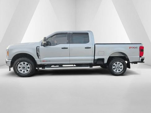 Used 2024 Ford F350 XLT w/ 360-Degree Camera Package AWD/4WD image 8