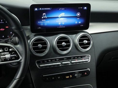 Used 2021 Mercedes-Benz GLC 300 image 16