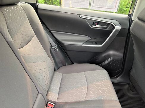 Used 2020 Toyota RAV4 XLE w/ Convenience Package AWD/4WD image 37