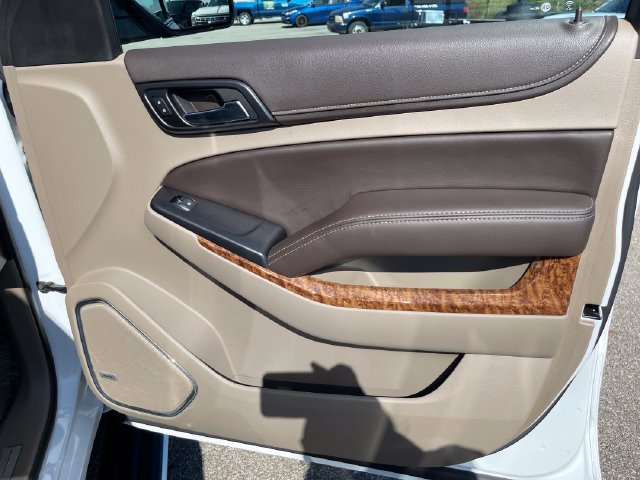 Used 2018 Chevrolet Suburban Premier AWD/4WD image 45
