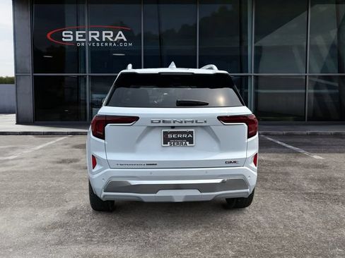 Used 2026 GMC Terrain Denali AWD/4WD image 4