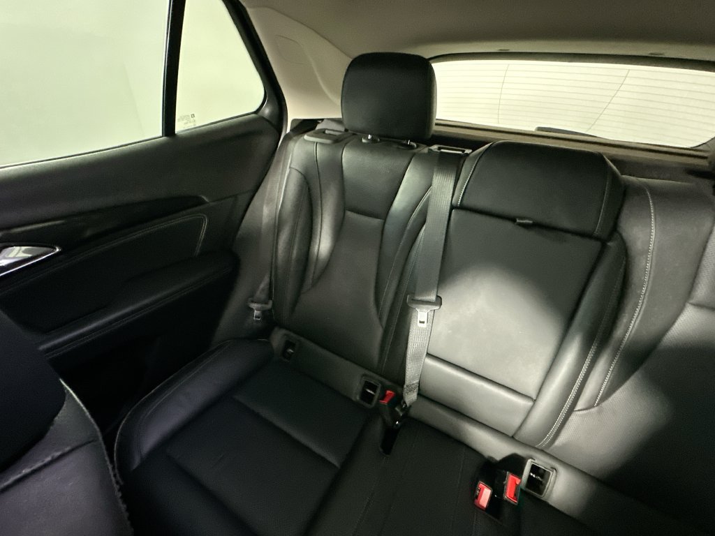 Used 2021 Buick Envision Essence w/ Sport Touring Package FWD image 12