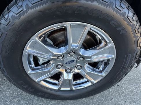 Used 2017 Ford F150 XLT w/ Equipment Group 301A Mid image 9